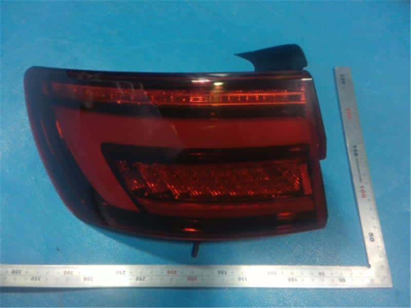 Used]52-1008 ☆Good Condition ☆LED 8W Audi A4 ☆Left Tail Light