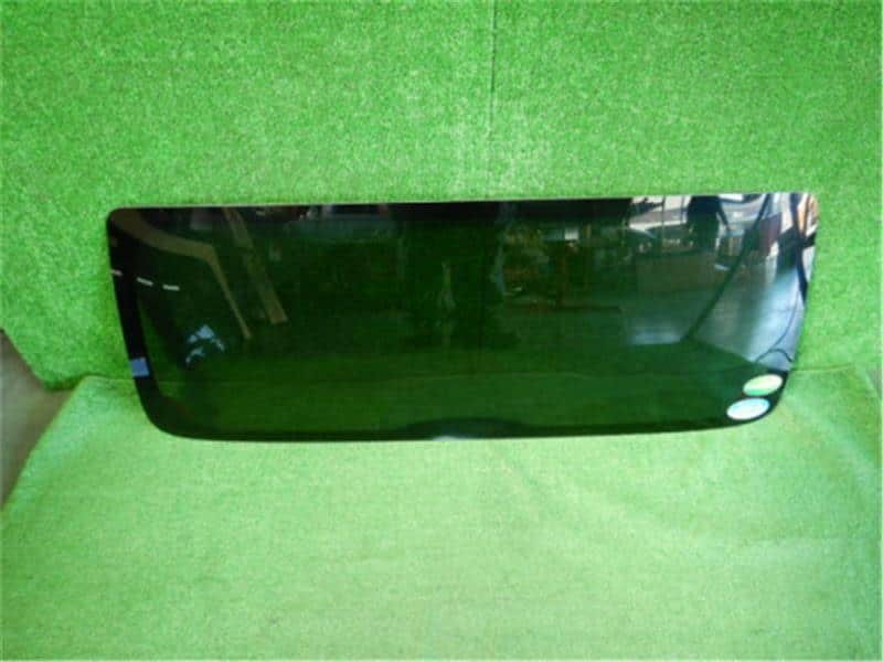 Used]Every DA64V Rear Windshield Back Window Glass 8457068H20 - BE