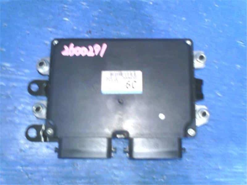 Used]Engine Control Unit / ECU EVERY DA64V 33920-68HB0 - BE