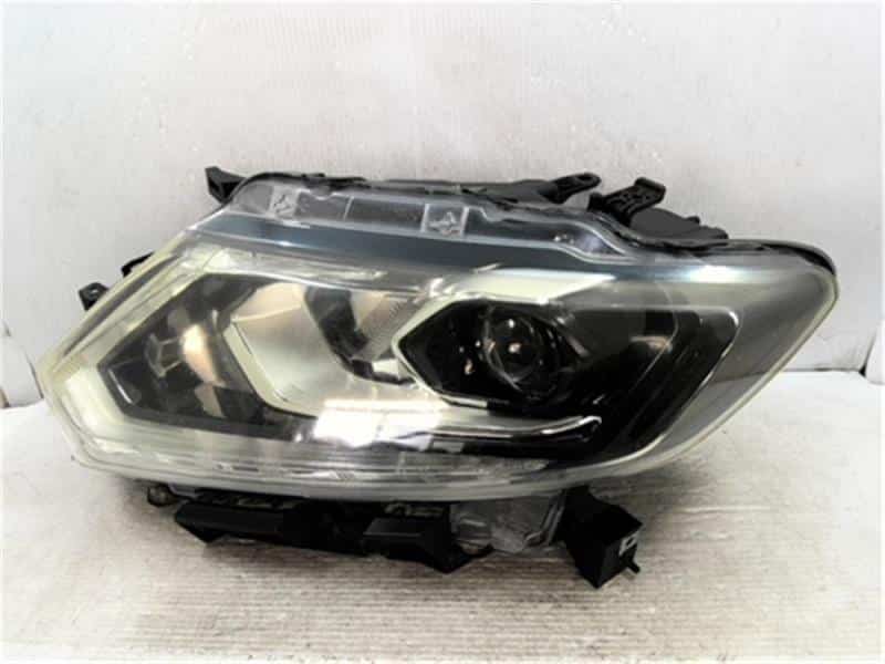 eBay][Used]Left Headlight NISSAN X-Trail 2022 6AA-T33 260606RA0A