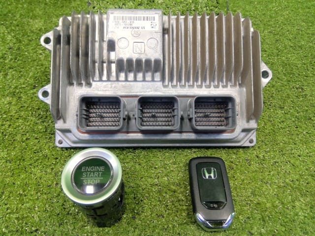Used]Honda Genuine Step Wagon RG1 Engine Control Unit / ECU 37820