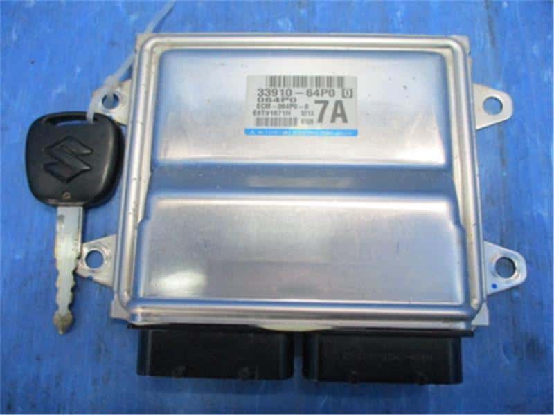 Used]Engine Control Unit SUZUKI Every HBD-DA17V - BE FORWARD Auto