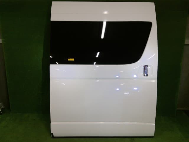 Recondition Toyota Hiace Doors Rear Right 2012 CBF-TRH226S【大型商品】 -