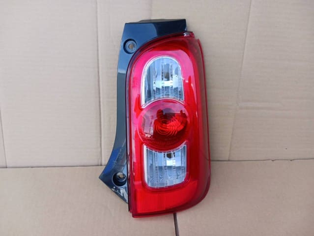 Used]Left Tail Light DAIHATSU Mira cocoa 2010 DBA-L675S 81560B2300