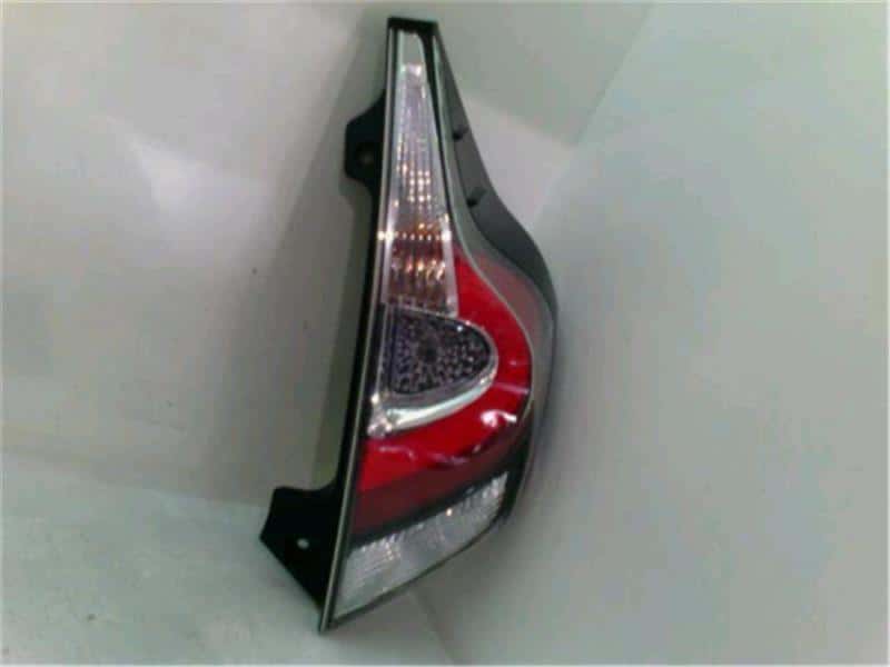 Used]Right Tail Light TOYOTA Aqua 2018 DAA-NHP10 - BE FORWARD Auto