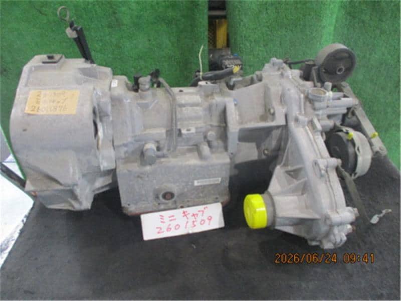 Used]Mitsubishi jeep J54 4DR5 Engine Mitsubishi Genuine clutch