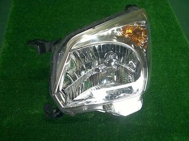 パーツ Suzuki Spacia 5AA-MK53S Left Tail Light Used]Left Tail Light SUZUKI Spacia 2022 5AA-MK53S - BE FORWARD