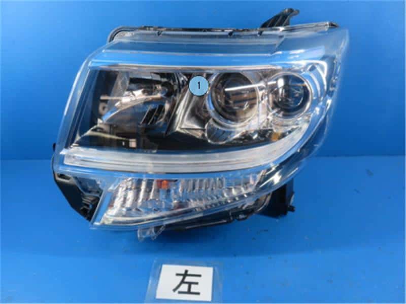 Used]Right Headlight DAIHATSU Tanto 2018 DBA-LA600S - BE FORWARD