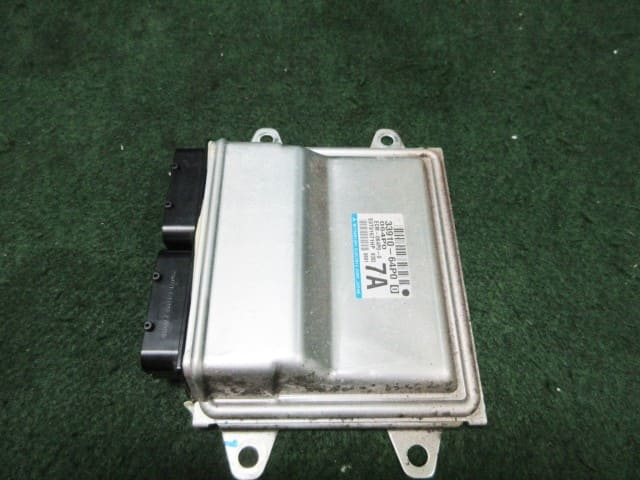 Used]Engine Control Unit SUZUKI Every HBD-DA17V - BE FORWARD Auto