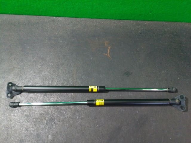 Recondition Toyota Aqua Tail Gate Struts 2014 DAA-NHP10 6895052400