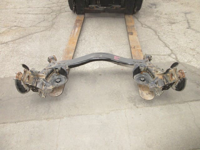 Recondition Honda Vezel Axle Beams 2015 DAA-RU4 42110T7DJ02
