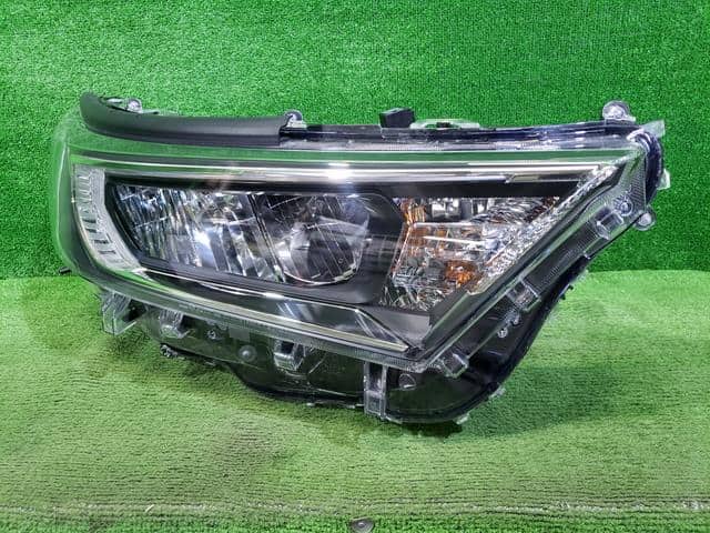 Used]Left Headlight TOYOTA RAV4 2023 6AA-AXAH54 8118542E00 - BE