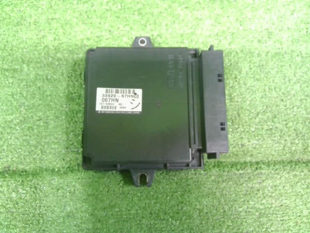 Used]Carry DA63T Engine Control Unit / ECU 3392067H00 - BE FORWARD