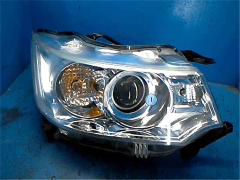 Used]Right Headlight SUZUKI Wagon R Stingray 2019 DAA-MH55S