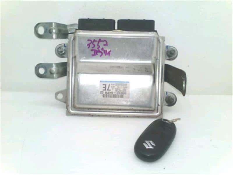 Used]Suzuki Genuine EVERY DA17V Engine Control Unit / ECU 33910