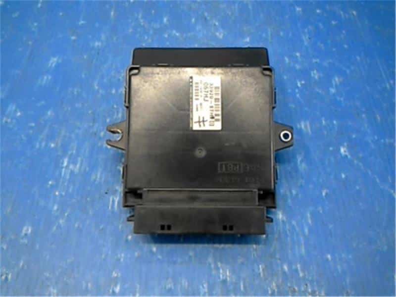 Used]Carry EBD-DA63T Engine Control Unit / ECU K6A 33920-67HN1