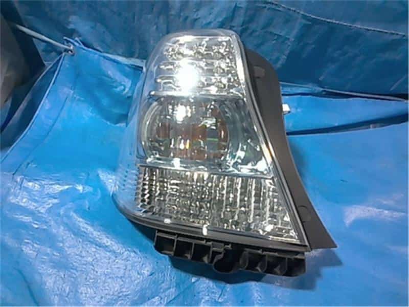 New & Used TOYOTA SAI Tail Lights Spare Parts - BE FORWARD Auto Parts
