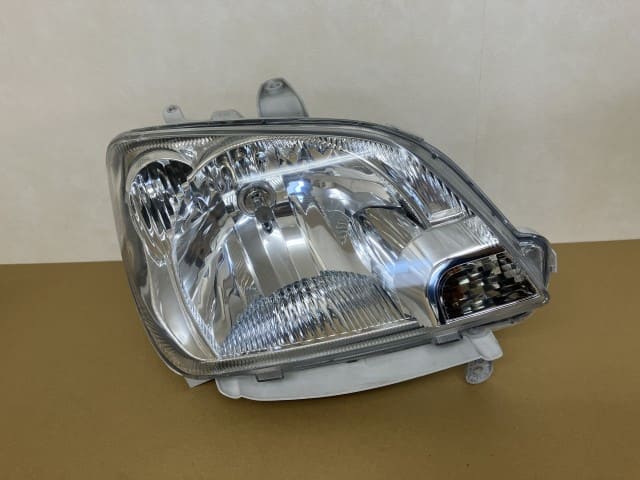 New & Used DAIHATSU MIRA LE-L250V Lightings Spare Parts - BE