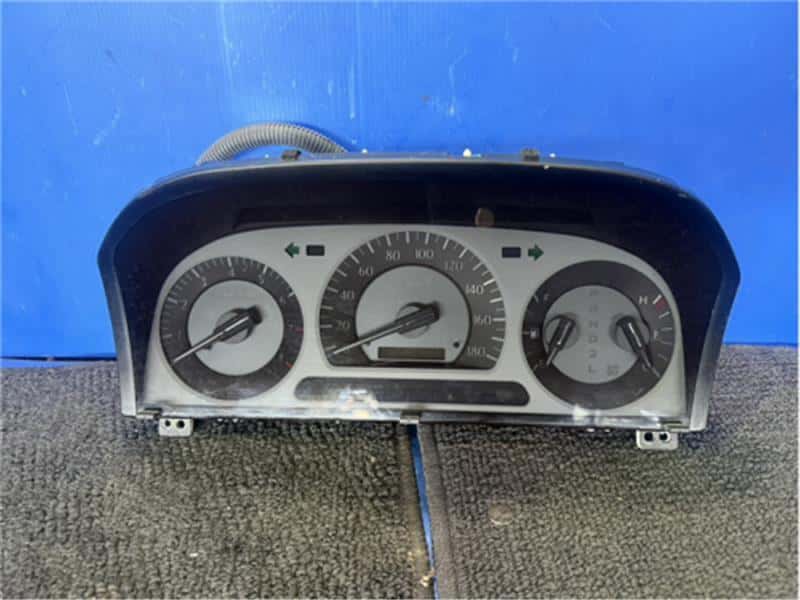 Used]Crown Hybrid GWS204 Speedometer 15790581 - BE FORWARD Auto Parts
