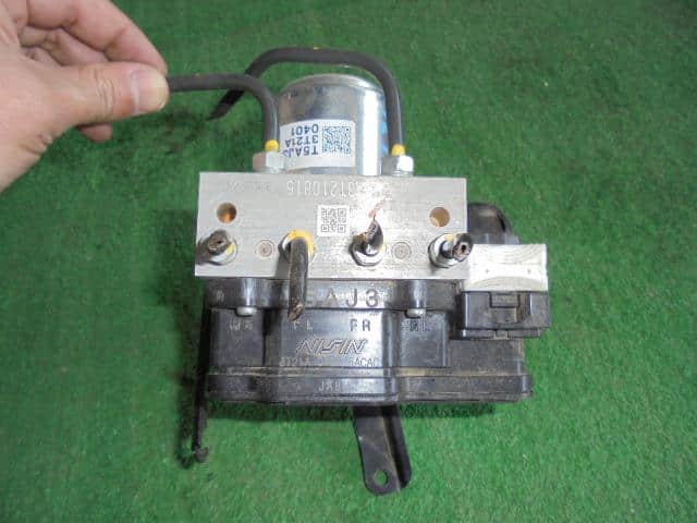 Used]ABS Actuator HONDA Fit 2013 DBA-GK3 - BE FORWARD Auto Parts