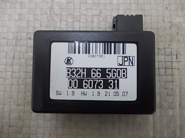 PASKU310303_4aa6f1.jpg