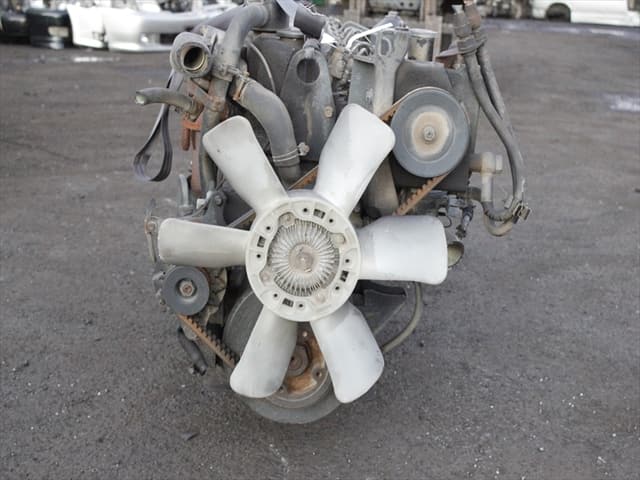 [Used]Engine & Transmission 6D15 0A 2WD MT MITSUBISHI Fighter - BE ...