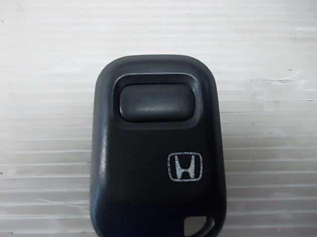 Used]Keyless Entry Remote Control Key HONDA Fit LA-GD1 - BE FORWARD Auto  Parts