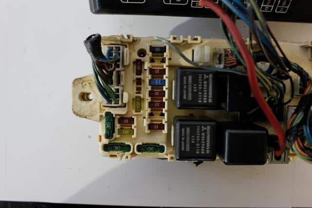 Toyota Wish Fuse Box