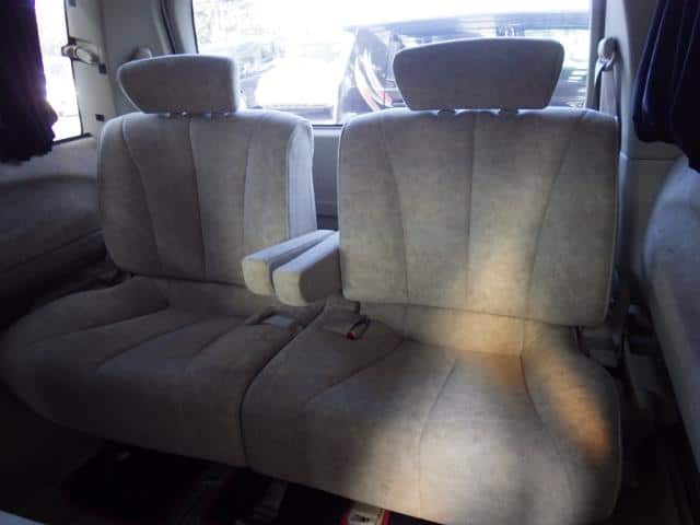 nissan elgrand e51 seat covers