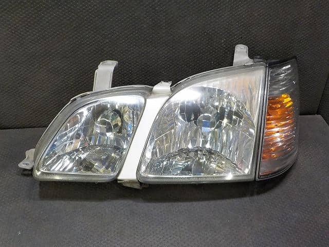 Used]Left Headlight TOYOTA Gaia GF-SXM10G - BE FORWARD Auto Parts