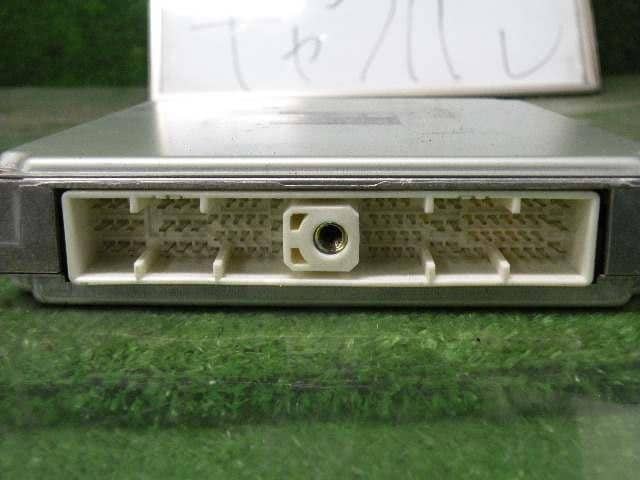 Used]Engine Control Unit / ECU NISSAN Caravan Van 23710 VX415 - BE