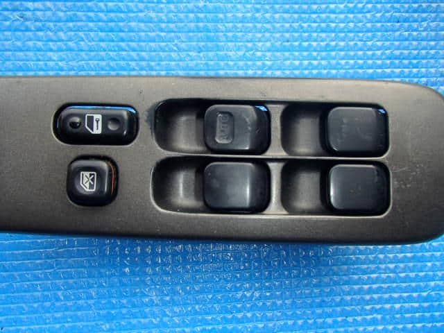 Used]Power Window Switch TOYOTA Altezza 1999 GF-SXE10 - BE
