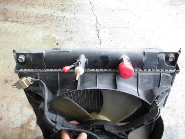 Used Radiator DAIHATSU Hijet 1996 V S100V 1640087D30 BE Used Radiator DAIHATSU Hijet 1996 V S100V 1640087D30 BE