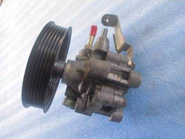 Toyota 2AZ Power Steering Pump for RAV4, Camry, Scion tC