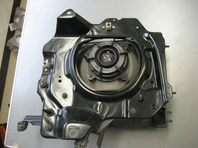 Isuzu bighorn двигатель