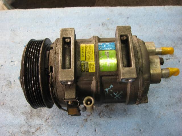 [Used]A/C Compressor VOLVO Volvo 40 series 30612681 - BE FORWARD Auto Parts