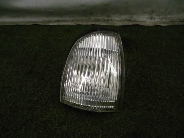 Used]Right Side Marker Light NISSAN Cedric 2001 GF-MJY31