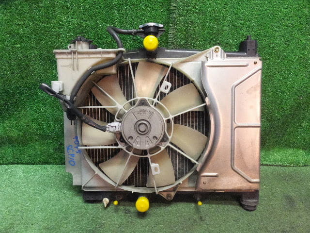 [Used]Radiator TOYOTA Vitz TA-SCP10 1640023090 - BE FORWARD Auto Parts
