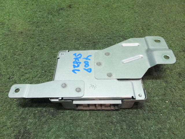 [Used]Transmission Computer MAZDA BONGO F82T189E1D - BE FORWARD Auto Parts
