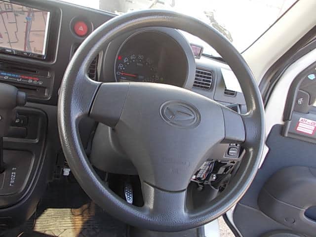 Used Steering Wheel Daihatsu Hijet Ebd S331v Be Forward