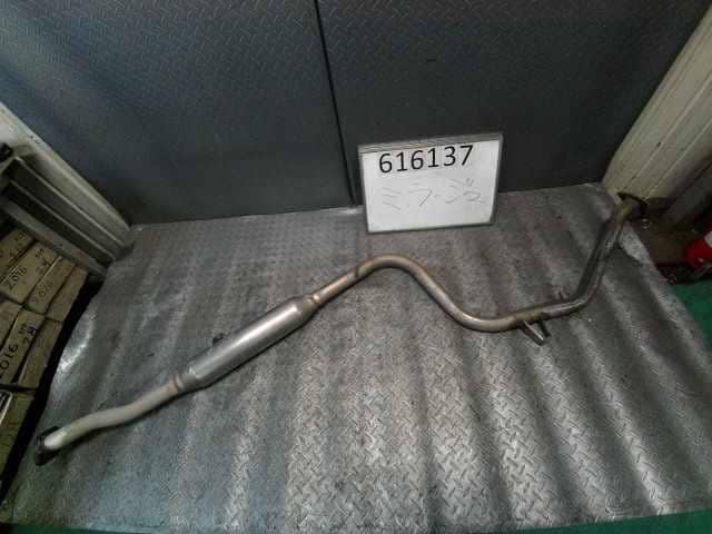 Used]Exhaust Center Muffler MITSUBISHI Mirage 1998 E-CJ2A - BE