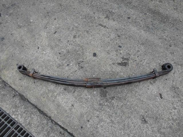 Used]Front Left Leaf Spring Assembly NISSAN UD KK-MK25A - BE