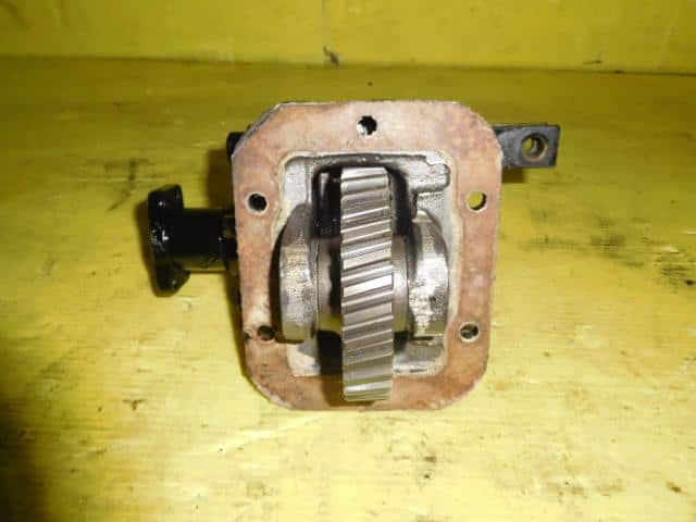 Used]PTO ISUZU Elf - BE FORWARD Auto Parts
