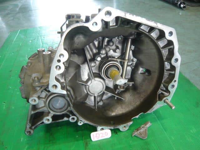 [Used]Manual Transmission SUZUKI Swift 2009 CBA-ZC31S 2471157K00 - BE