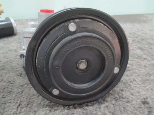Used]A/C Compressor MAZDA Atenza 2008 DBA-GH5FW GDK461450 - BE