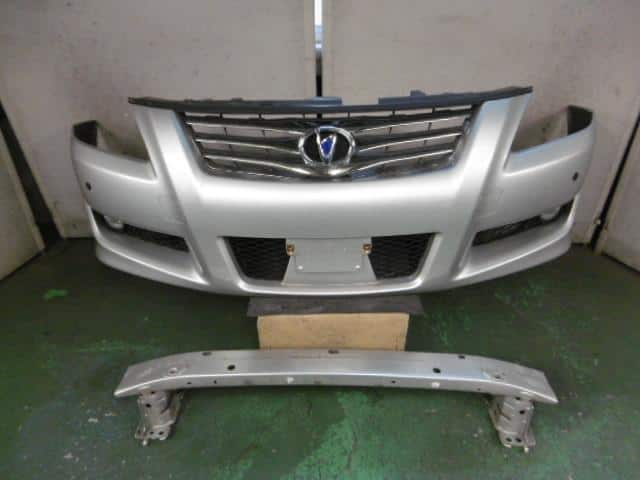 Used]Front Bumper TOYOTA Blade DBA-AZE156H 521191Z2B20B0 - BE