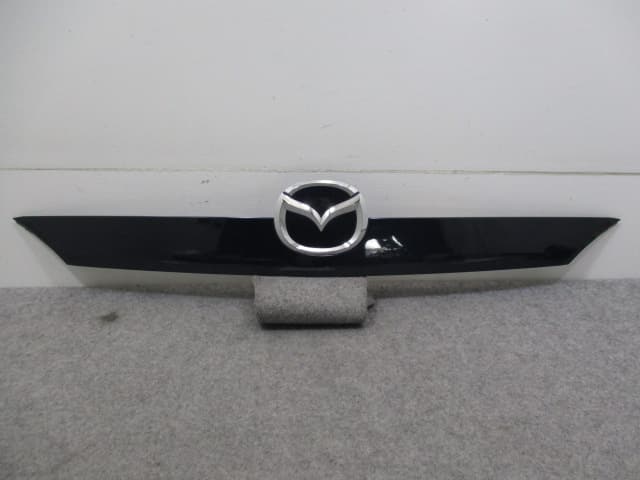 Used] Rear Finish Panel MAZDA Premacy CWEAW C513-50811 - BE