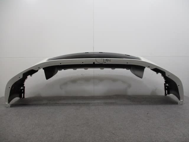 Used] Front Bumper Face NISSAN GT-R R35 62022 JF00H - BE FORWARD