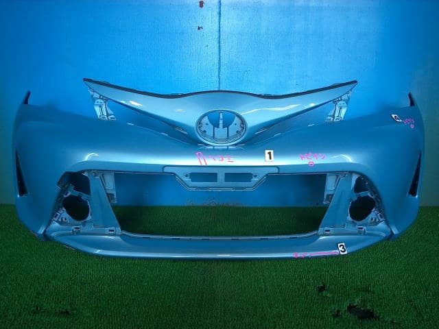 Used]Front Bumper Face TOYOTA Vitz 2015 DBA-KSP130 5211952760J1
