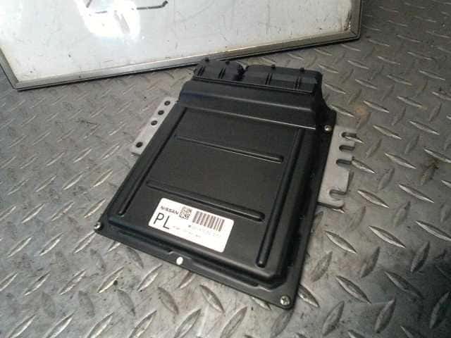 Used]Engine Control Unit / ECU NISSAN Fairlady Z 2002 UA-Z33